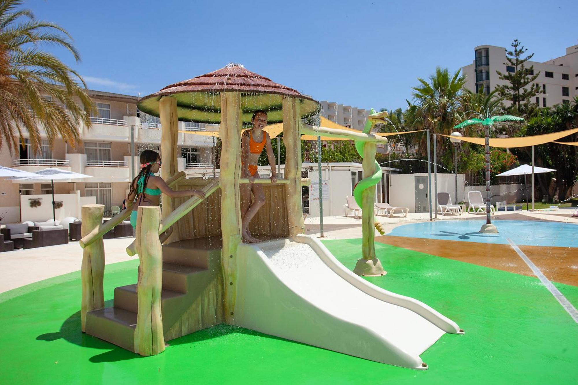Bj Apartamentos Club Sa Coma Sa Coma  Exteriér fotografie